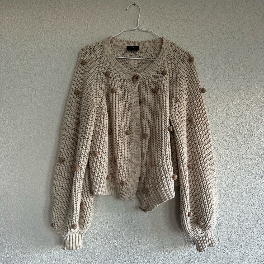 Cardigan sweater